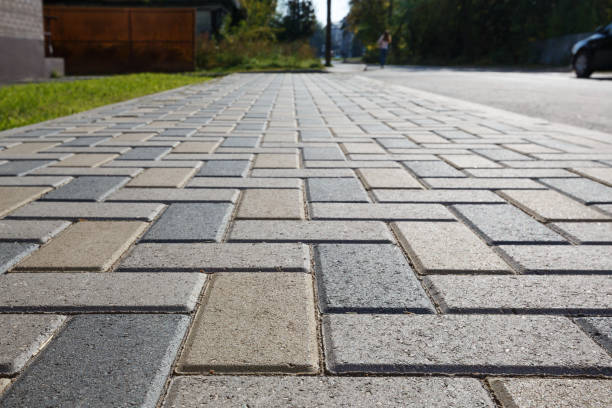 Best Interlocking Driveway Pavers  in Evansville, WI